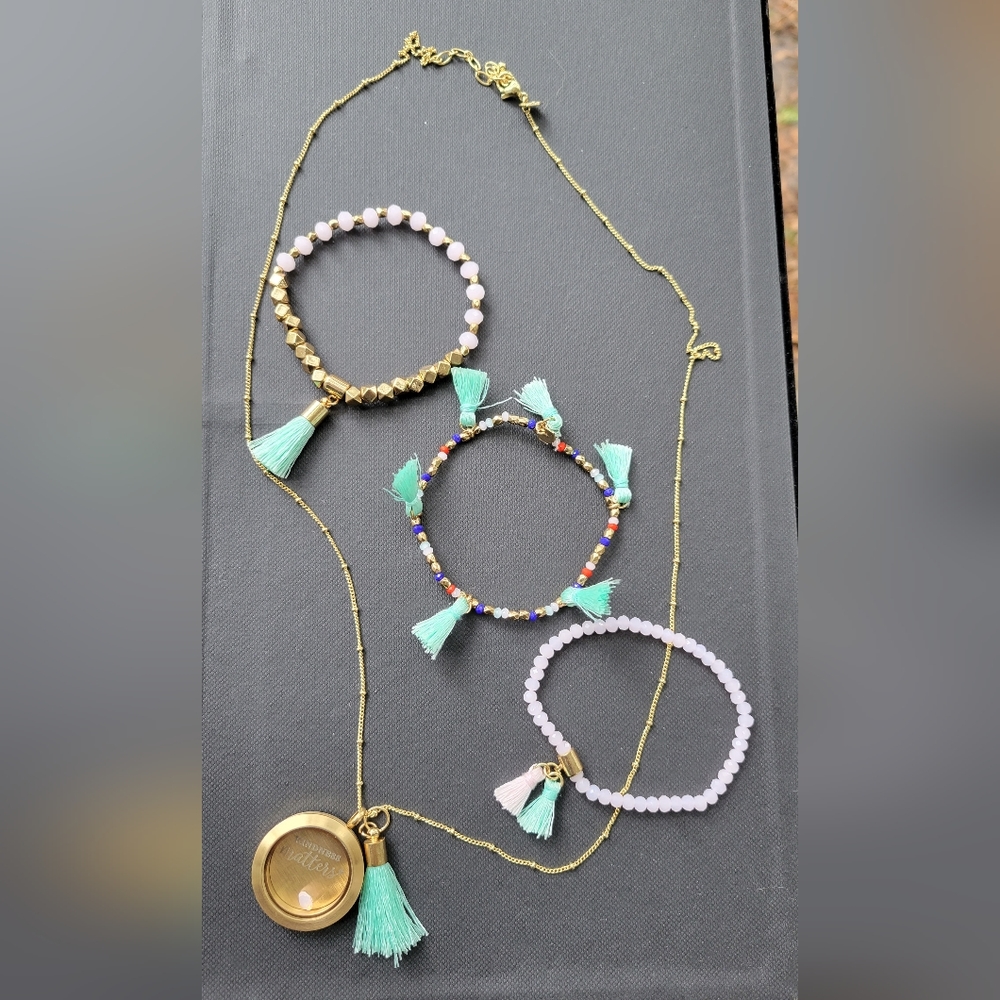 Origami Owl Kindness Matters Set